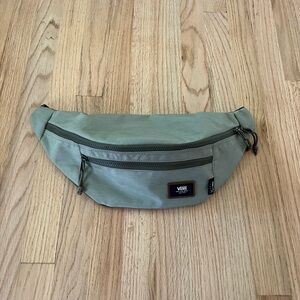 Vans Ward Crossbody bag in green